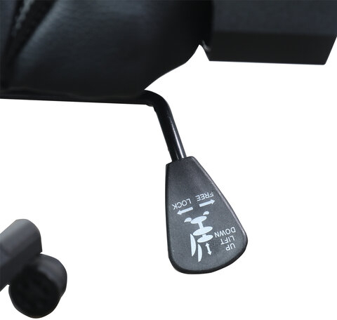 Кресло компьютерное BRABIX "GT Carbon GM-115", две подушки, экокожа, черное, 531932