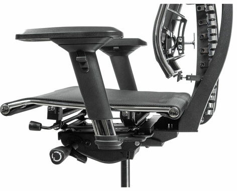 Кресло МЕТТА "YOGA" Y 4DF B2-5D, адаптивная спинка, 3D-подголовник, сверхпрочная сетка, черное