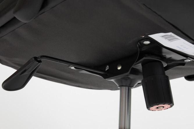 Кресло BOSS (хром) кож/зам, черный/черный перфорированный, 36-6/36-6/06