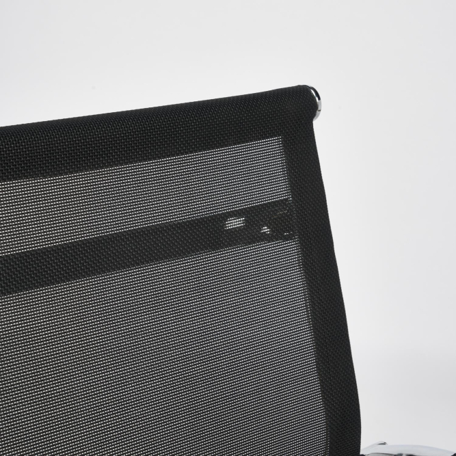 Кресло URBAN-LOW M ткань/сетка, черный